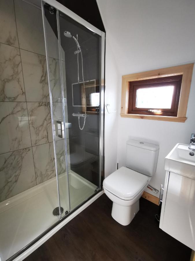 Hôtel Gowanview Glamping à Banff Extérieur photo
