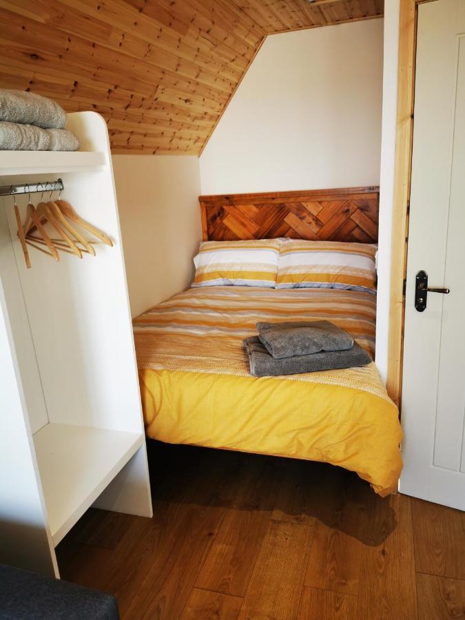 Hôtel Gowanview Glamping à Banff Extérieur photo